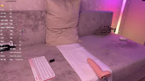 Snapshot of walt_enjoy chatting on May 6, 2026, 12:43 pm Walt Enjoy online show from May 6, 2026, 12:43 pm