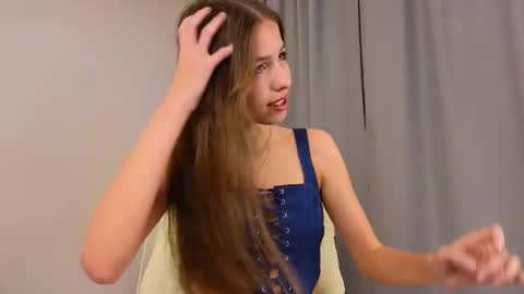 Snapshot of wanda_robinson chatting on February 27, 2025, 6:53 pm Wendy. Hello Honeys Ill see you 2nd 5th 7th this week love you3 online show from February 27, 2025, 6:53 pm