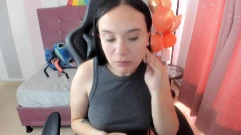 Alexandra online show from May 2, 2026, 3:06 pm