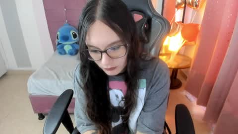 Alexandra online show from June 9, 2026, 7:03 pm