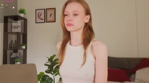 Snapshot of wandaalsbrook chatting on September 17, 2025, 11:50 pm Emi online show from September 17, 2025, 11:50 pm