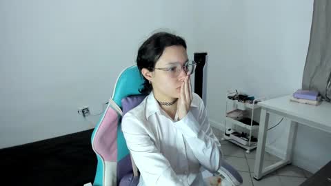 Wanda online show from March 7, 2025, 11:18 am