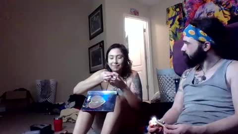 COSMOxWANDA online show from January 9, 2026, 3:20 am