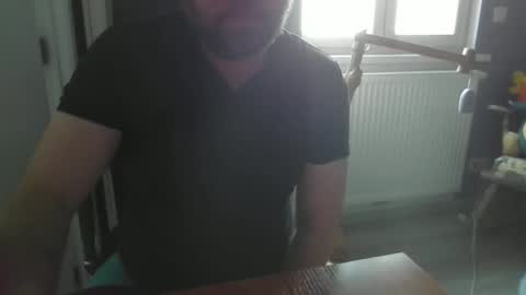 wanderlook online show from March 12, 2026, 1:50 pm