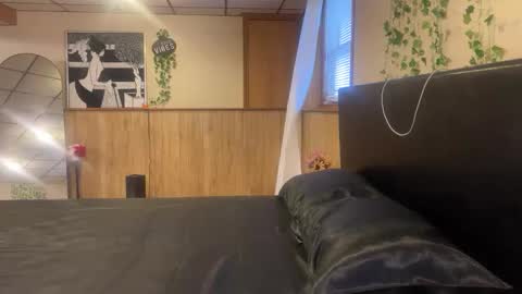 wanderlustgaal online show from March 16, 2026, 1:15 pm