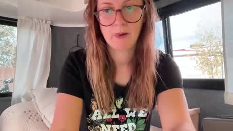 Snapshot of wanderlustjade chatting on October 8, 2025, 3:31 pm Jade Adonis online show from October 8, 2025, 3:31 pm