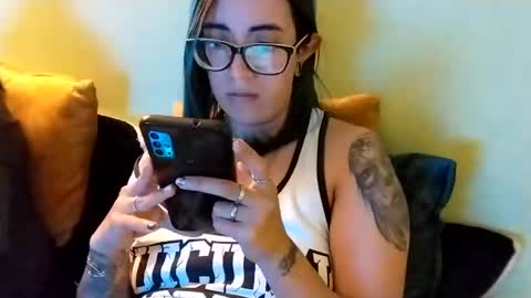 Waningrose  Lu online show from January 3, 2025, 11:23 pm