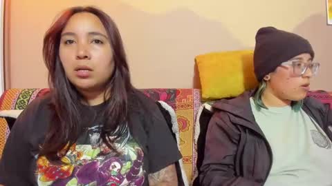 Waningrose  Lu online show from September 23, 2025, 12:35 am