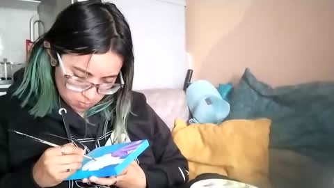 Waningrose  Lu online show from November 6, 2025, 2:40 pm