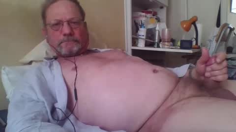 Snapshot of wanky357 chatting on April 13, 2026, 1:05 pm Tibo Love online show from April 13, 2026, 1:05 pm
