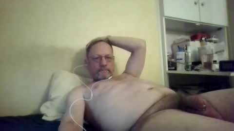 Snapshot of wanky357 chatting on May 10, 2026, 8:58 pm Tibo Love online show from May 10, 2026, 8:58 pm