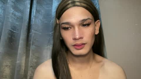 Snapshot of wanna_bewithyouxxx chatting on July 14, 2026, 12:11 pm LIZA online show from July 14, 2026, 12:11 pm
