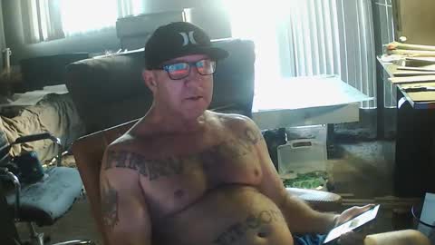 Snapshot of wantitbutyoucanthaveit chatting on November 9, 2025, 6:06 pm inittogetitin online show from November 9, 2025, 6:06 pm