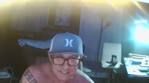 Snapshot of wantitbutyoucanthaveit chatting on November 10, 2025, 11:42 am inittogetitin online show from November 10, 2025, 11:42 am