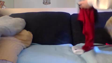 wasiancutie online show from April 16, 2026, 7:58 pm