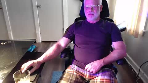 Snapshot of wasted_daze_ chatting on July 23, 2026, 10:19 pm wasted_daze_ online show from July 23, 2026, 10:19 pm