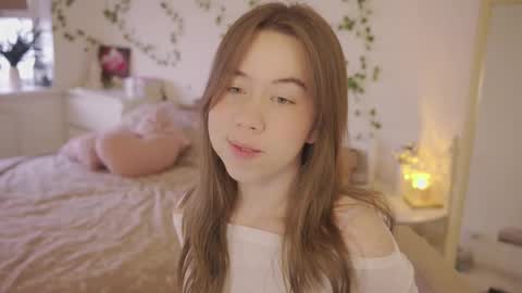 Snapshot of watermelon_sugar_ chatting on March 27, 2026, 12:38 pm Tess Pls support me with Can we reach 155 my favorite number online show from March 27, 2026, 12:38 pm