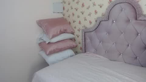 Milf Latina online show from March 17, 2026, 1:25 pm