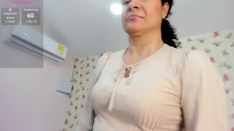 Snapshot of watson_crystal00 chatting on May 30, 2026, 1:30 pm Milf Latina online show from May 30, 2026, 1:30 pm