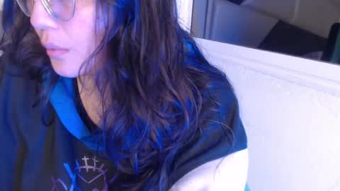 Snapshot of we_n_you chatting on September 24, 2025, 1:25 pm Trixie 3 online show from September 24, 2025, 1:25 pm