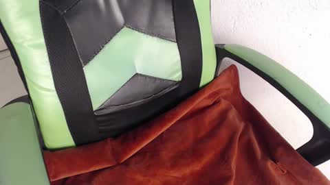 Snapshot of we_n_you chatting on November 29, 2025, 3:59 pm Trixie 3 online show from November 29, 2025, 3:59 pm