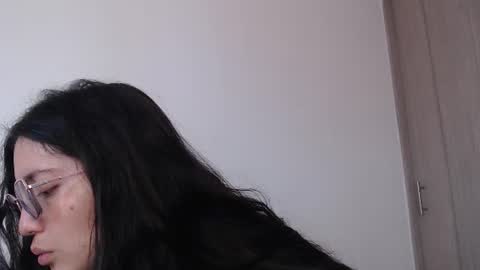 Trixie 3 online show from July 20, 2026, 2:30 pm