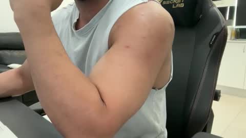 Weapon X online show from January 9, 2026, 4:37 am