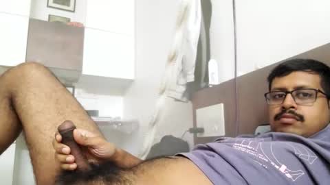 Snapshot of wearcondom chatting on September 19, 2025, 7:43 am sexyguy online show from September 19, 2025, 7:43 am