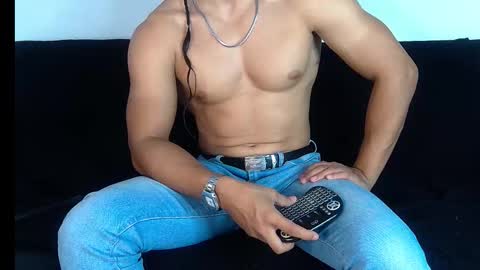 Snapshot of webcamjl chatting on November 28, 2025, 2:25 am Balruk online show from November 28, 2025, 2:25 am