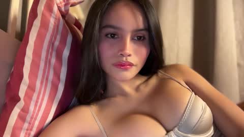 Snapshot of webcammaggie chatting on November 15, 2025, 5:09 pm Maggie online show from November 15, 2025, 5:09 pm