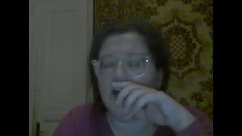 Marina online show from October 15, 2025, 9:15 pm