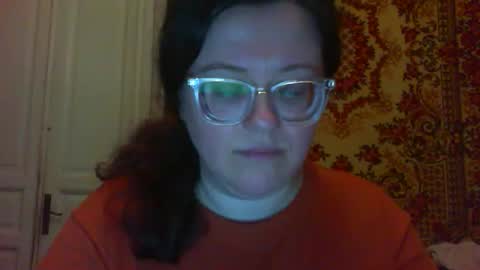 Marina online show from November 16, 2025, 10:15 pm