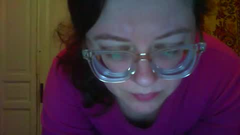 Marina online show from November 25, 2025, 2:39 pm