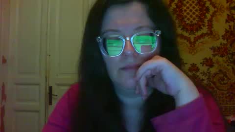 Marina online show from November 27, 2025, 3:14 pm