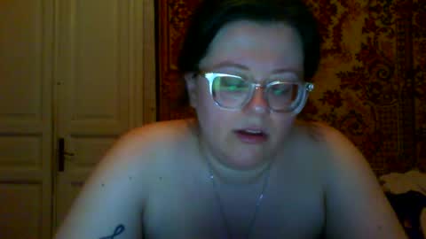 Snapshot of webgirl2 chatting on July 12, 2026, 8:44 pm Marina online show from July 12, 2026, 8:44 pm