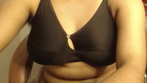 mina online show from March 6, 2026, 9:22 pm