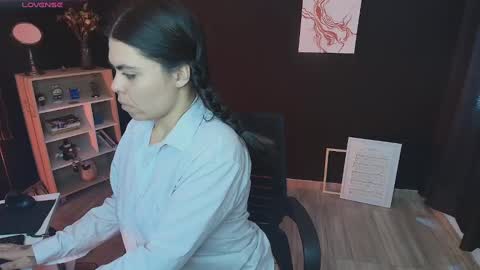 Snapshot of wednesdayfriday chatting on February 23, 2025, 8:22 pm Wednesday Please help me to reach 111 thumbs up online show from February 23, 2025, 8:22 pm