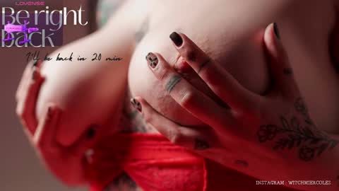 Snapshot of wednesdayfriday chatting on March 9, 2025, 8:21 pm Wednesday Please help me to reach 111 thumbs up online show from March 9, 2025, 8:21 pm