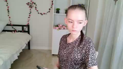 Snapshot of weksamur chatting on July 12, 2026, 8:55 pm WeksaMur online show from July 12, 2026, 8:55 pm