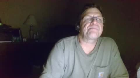 Snapshot of welderod chatting on May 4, 2026, 5:58 am welderod online show from May 4, 2026, 5:58 am