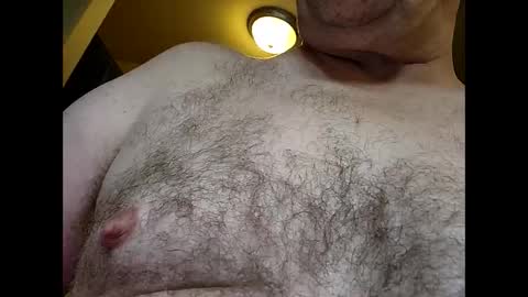 Snapshot of welderod chatting on May 28, 2026, 8:55 am welderod online show from May 28, 2026, 8:55 am
