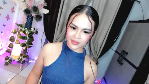 Snapshot of wellcumbabyxx chatting on May 27, 2026, 6:49 pm Hi Im LOVIE Please dont forget to follow and thumbs up me online show from May 27, 2026, 6:49 pm