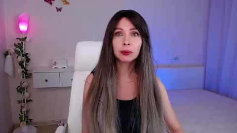 Wendi Foster online show from March 6, 2025, 7:21 pm