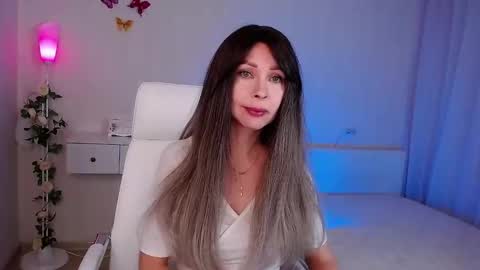 Wendi Foster online show from December 17, 2025, 6:58 pm