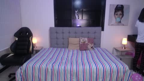 wendy_1_ online show from May 5, 2026, 2:08 am