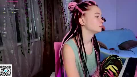 WendyCandy182 online show from May 3, 2026, 2:39 am