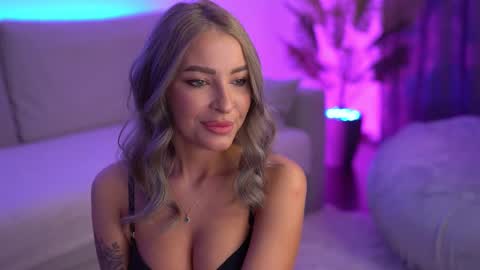 Wendy online show from February 22, 2025, 8:18 am