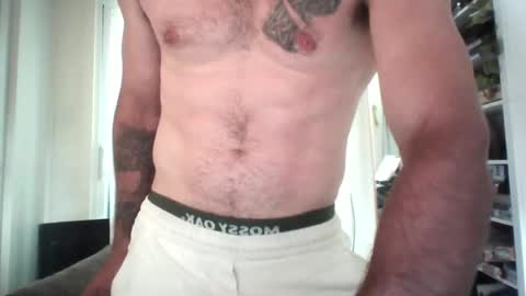 Snapshot of werkout89 chatting on July 8, 2026, 12:48 am Werkout89 online show from July 8, 2026, 12:48 am