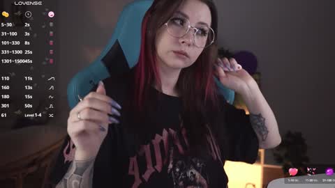 little girl who is always rightLisa online show from February 7, 2025, 2:50 am