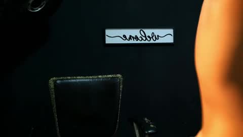 wesley_77 online show from April 23, 2026, 10:56 pm